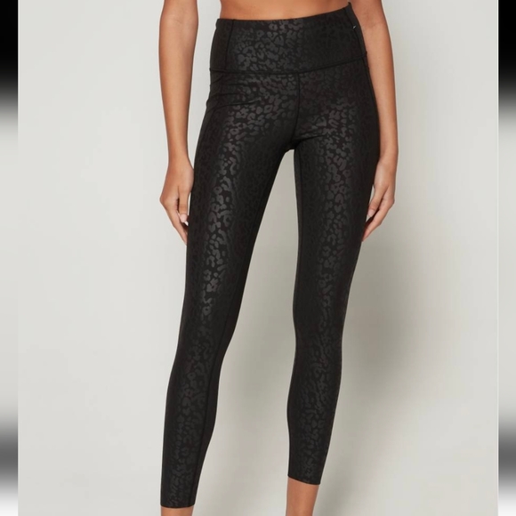 GapFit High Rise Recycled Power Lustre 7/8 Length Legging - Picture 3 of 8